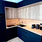 Luxe Center