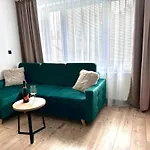 Luxe Center *